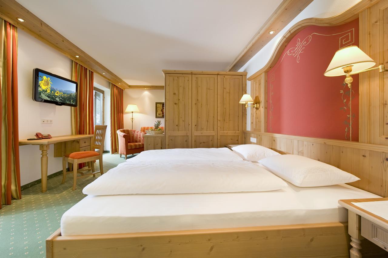 Landhotel Foehrenhof Ellmau Zewnętrze zdjęcie